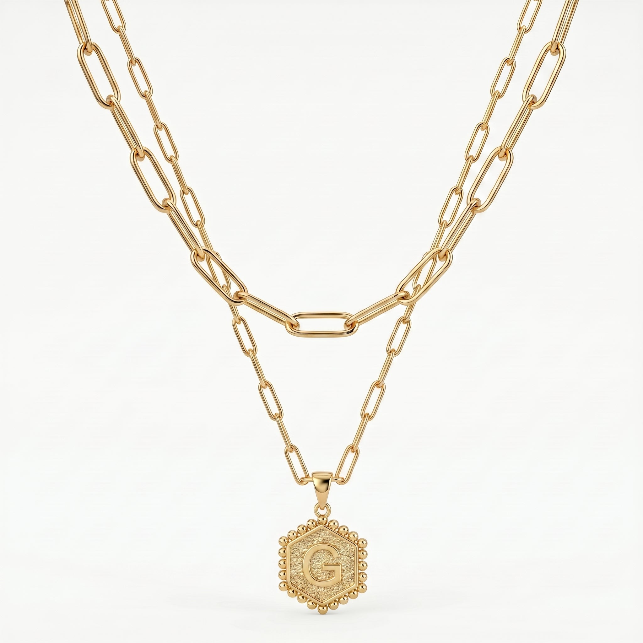 Collar con inicial "Tessa"