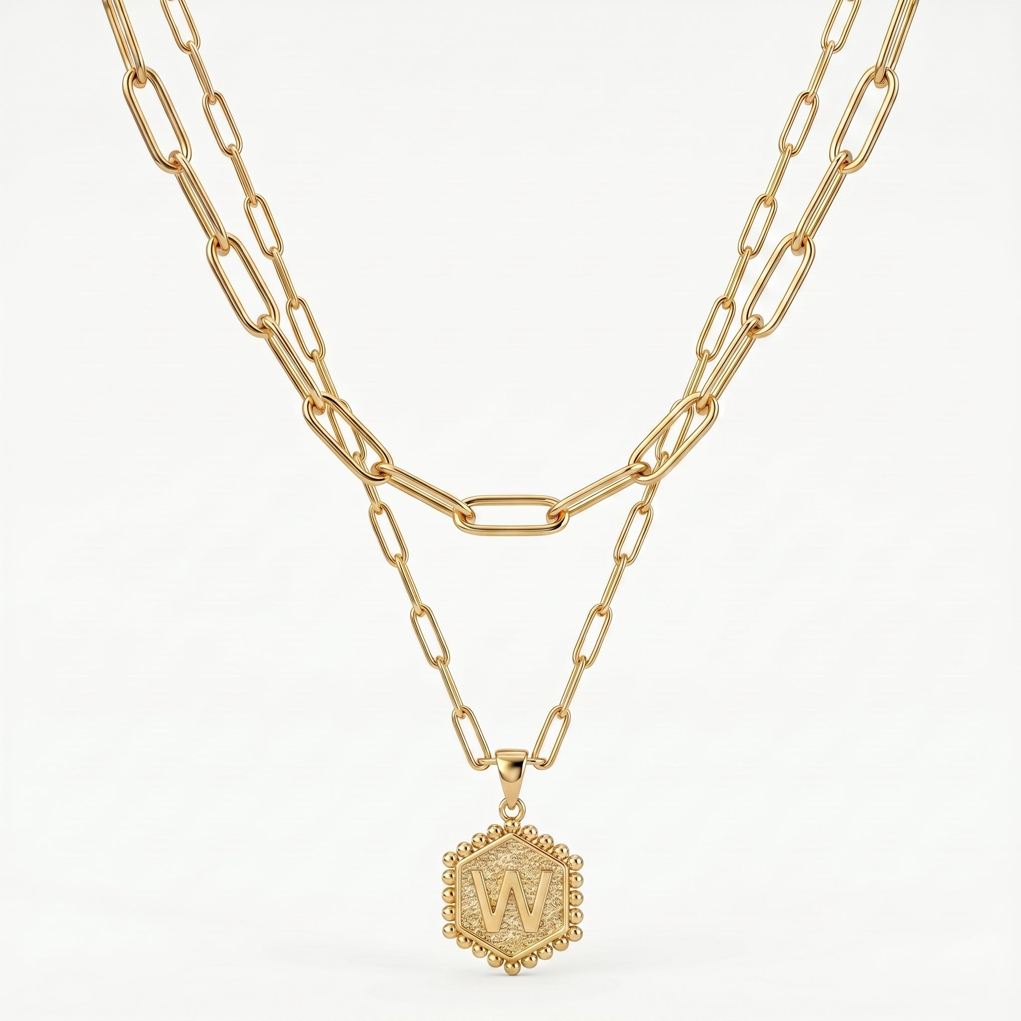Collar con inicial "Tessa"
