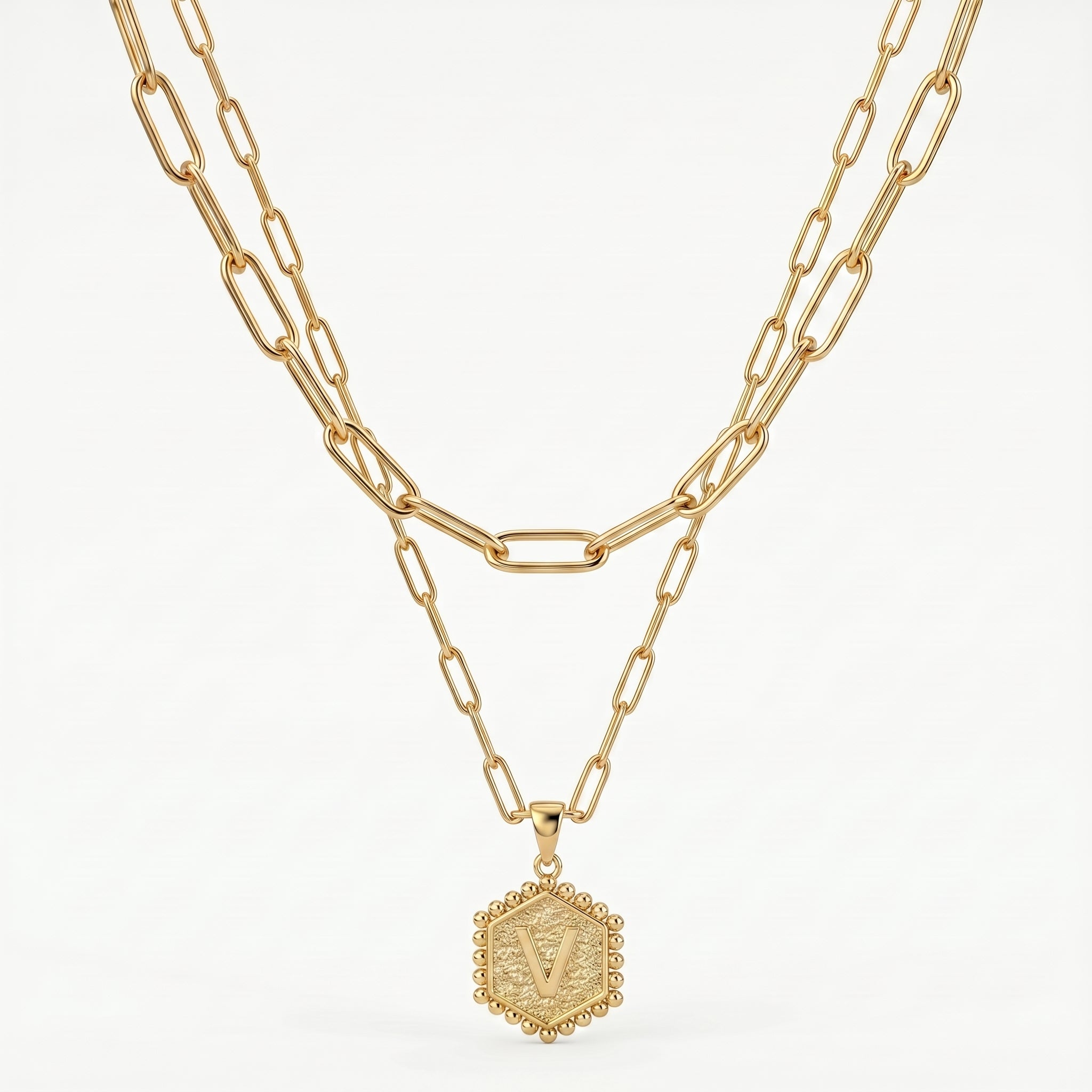 Collar con inicial "Tessa"
