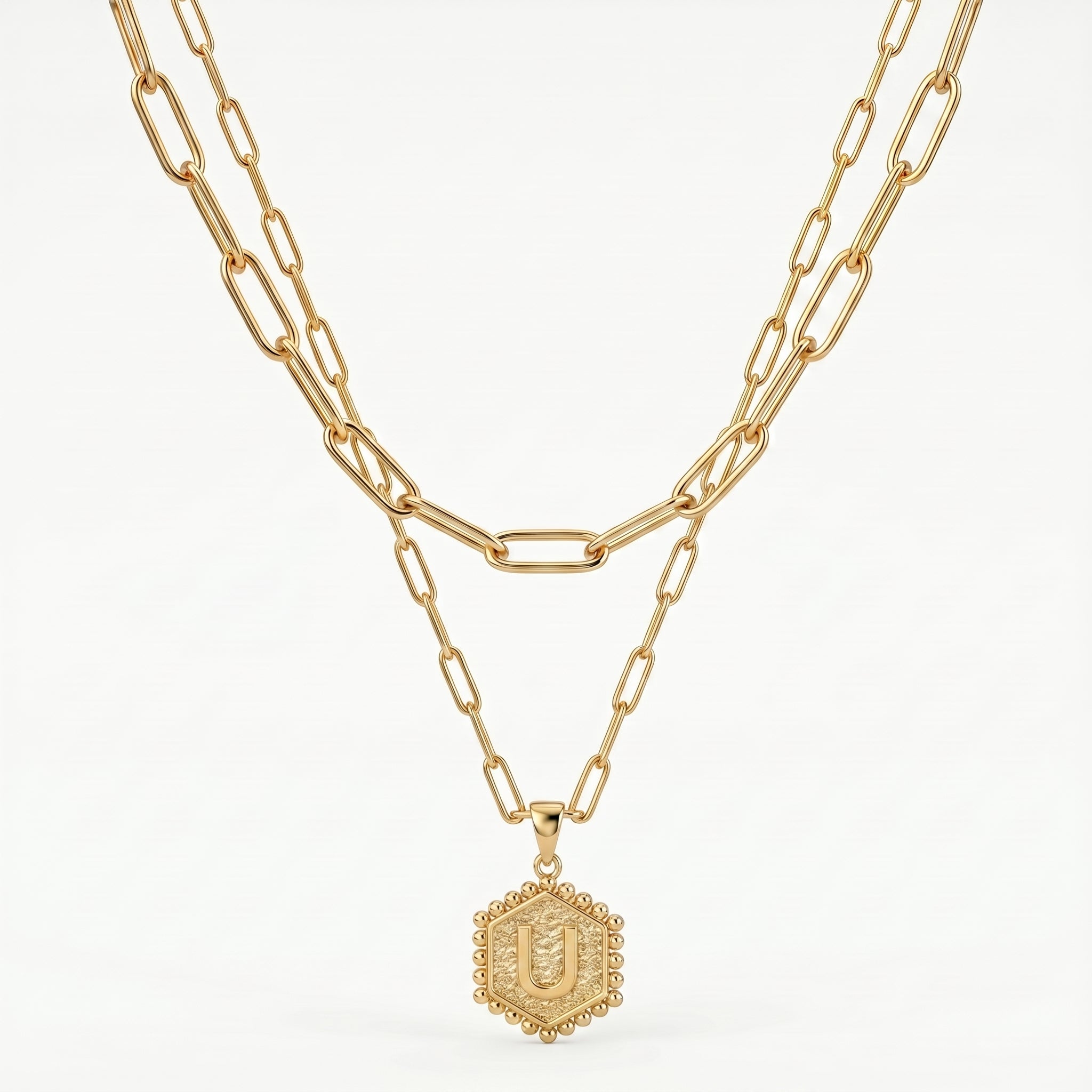 Collar con inicial "Tessa"