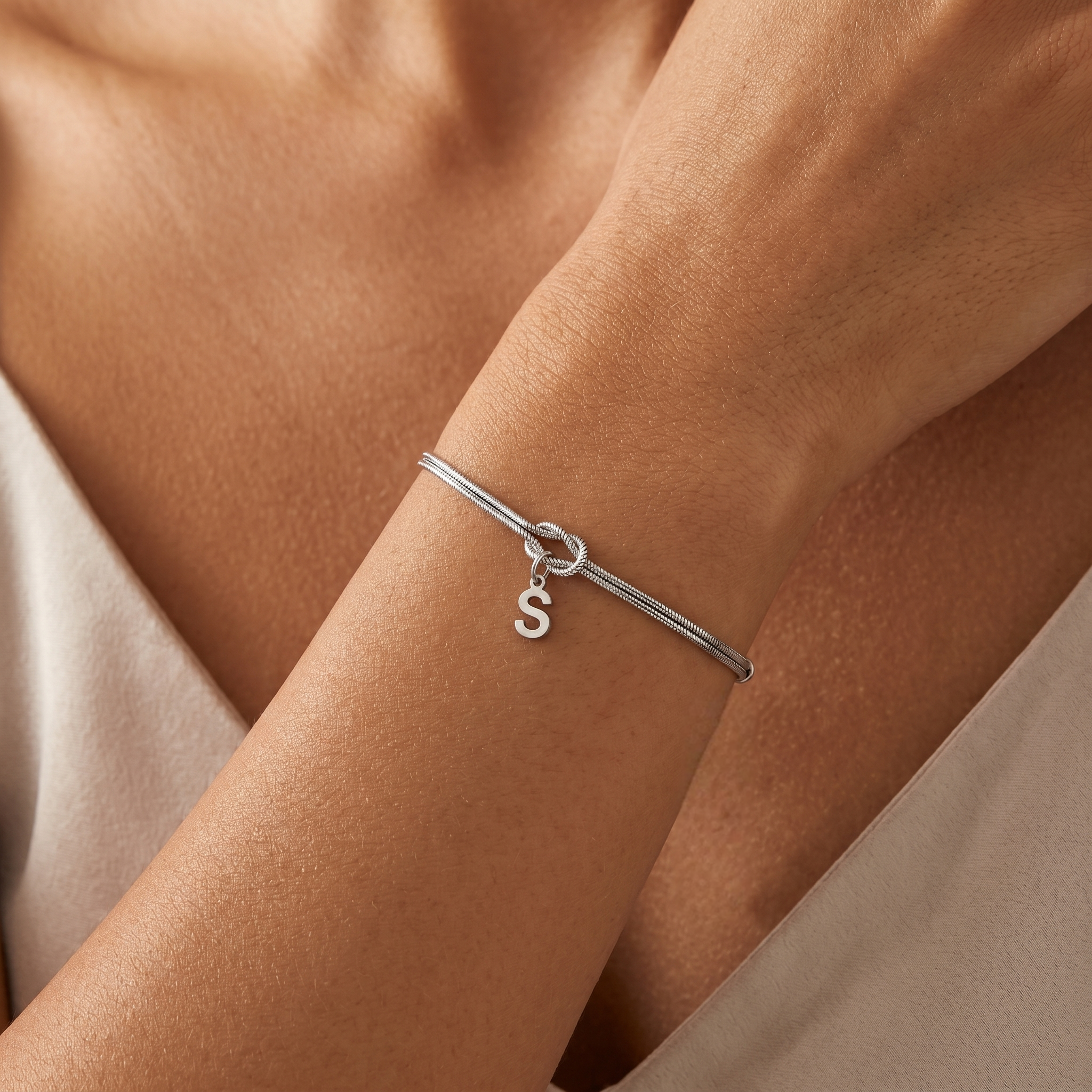 Initial Bracelet "Bond"